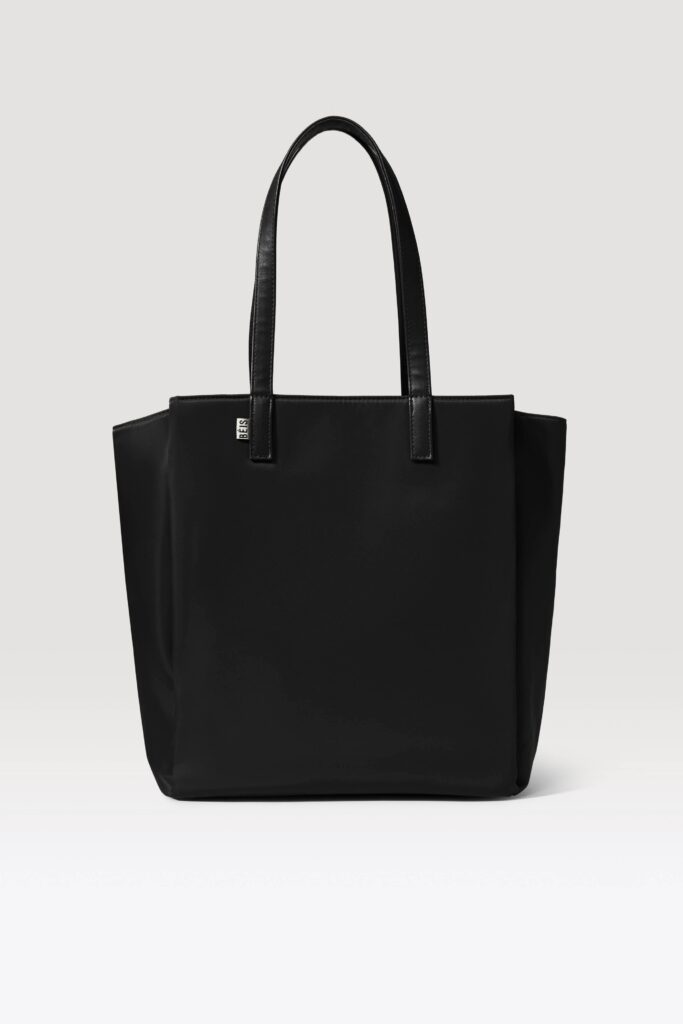 The Commuter Tote in Black